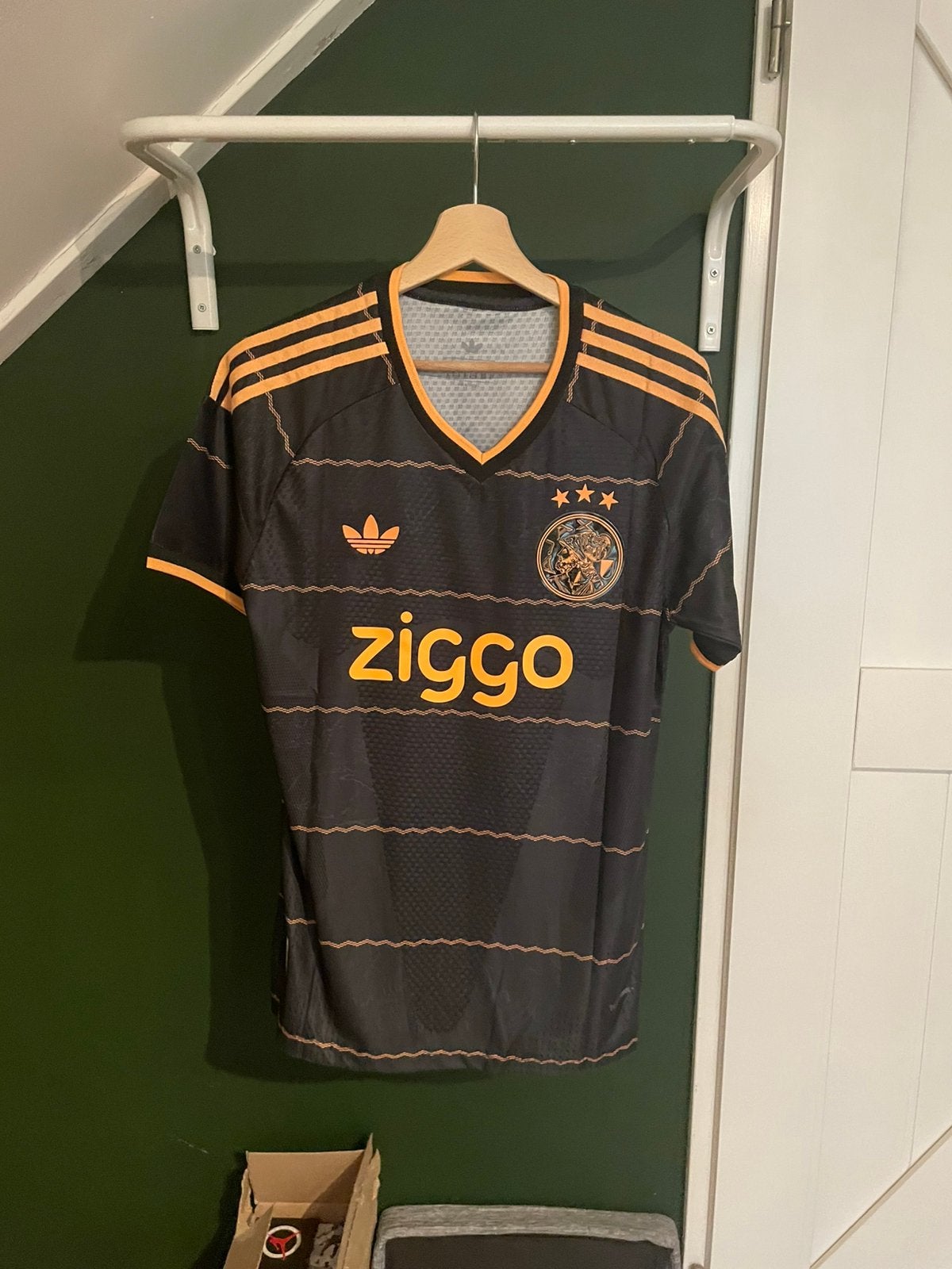 Ajax uitshirt – Maat M, Maat M, Ophalen of Verzenden, Nieuw, Shirt