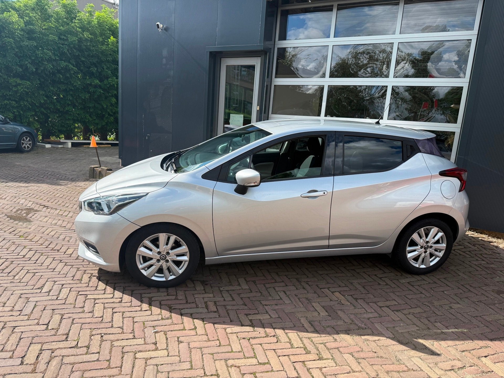Nissan Micra 1.0 Acenta | Style Pack | 16" LMV, Voorwielaandrijving, Stof, Gebruikt, Zwart