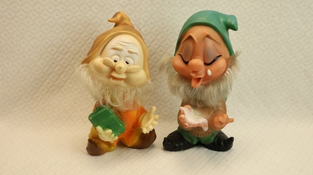 Vintage rubberen piepfiguren dwergen, Ophalen of Verzenden, Sneeuwwitje of Doornroosje, Gebruikt, Beeldje of Figuurtje