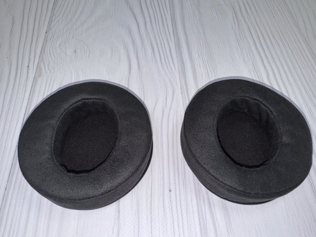 ZMF velours oorkussens geperforeerde kussens, Verzenden, Zo goed als nieuw, Oplaadbaar