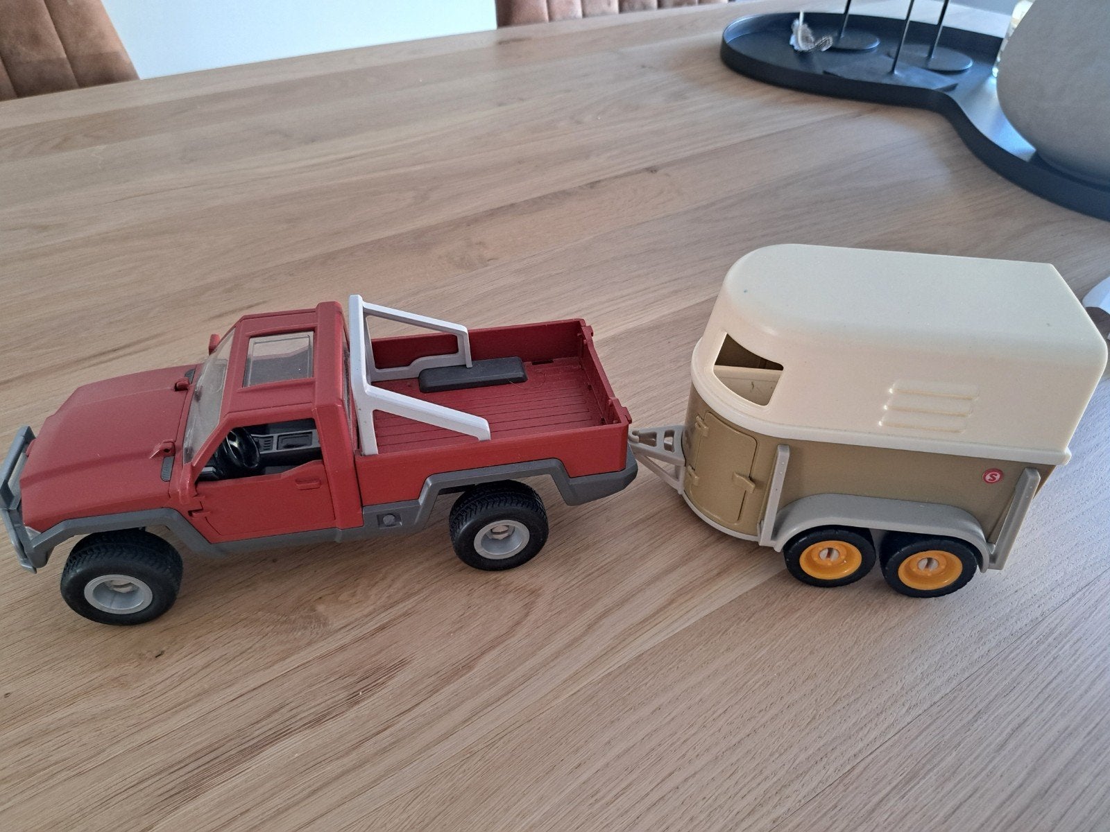 Jeep en paardentrailer Schleich, Ophalen of Verzenden, Zo goed als nieuw, Jongen of Meisje