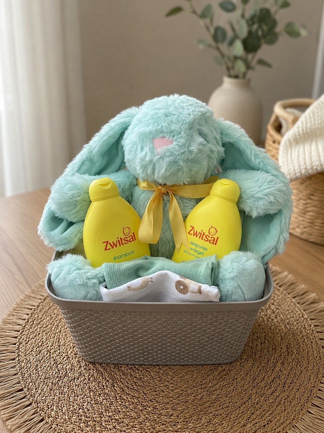 Kraammand met Zwitsal producten, knuffel en luiers, Kinderen en Baby's, Ophalen of Verzenden, Nieuw