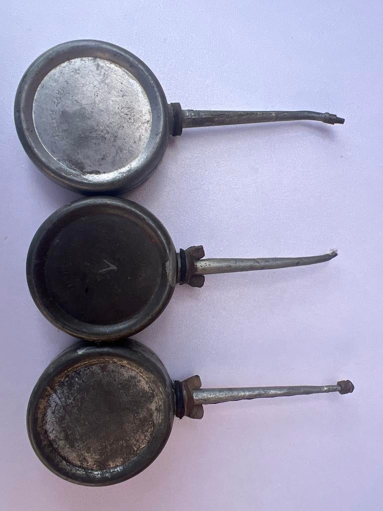Vintage oliespuitjes/olieflacons Kaye Patent (zakmodel), Antiek en Kunst, Antiek | Gereedschap en Instrumenten, Ophalen of Verzenden