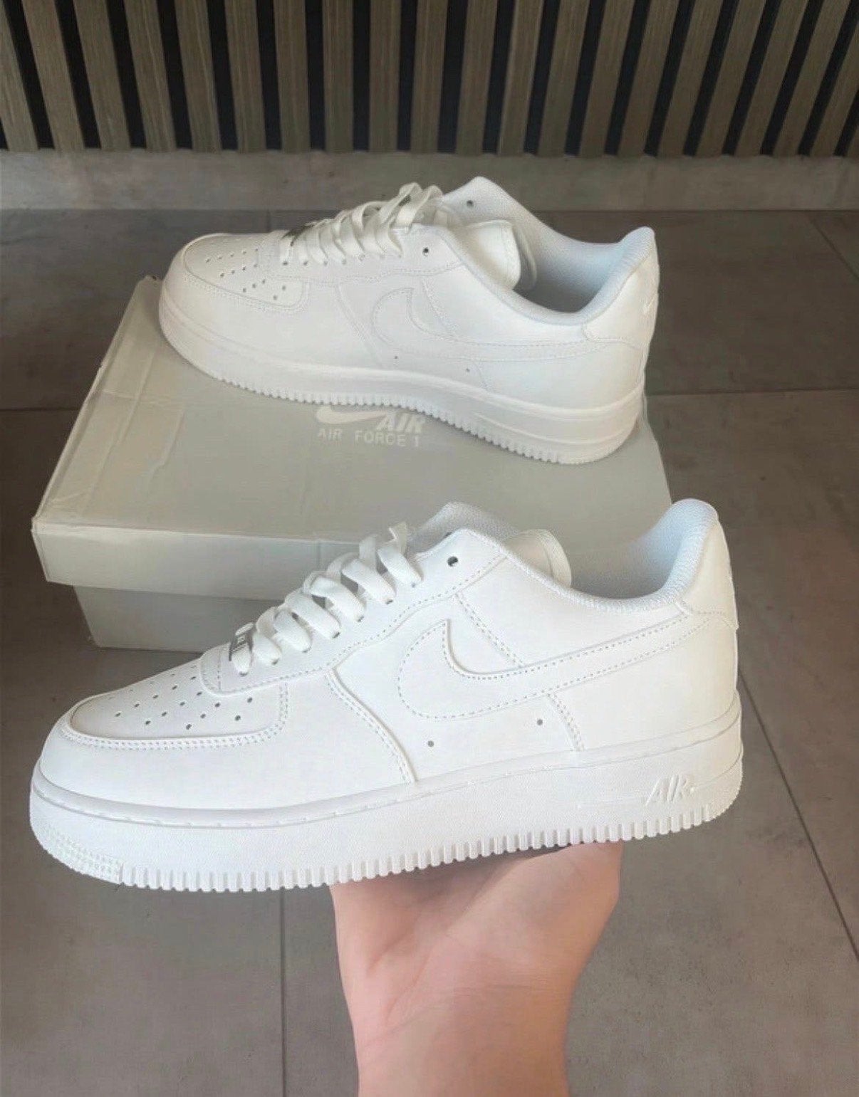 Nike Air Force 1 '07 Witte Sneakers - Nieuw in Doos, Wit, Nieuw, Ophalen of Verzenden, Sneakers of Gympen