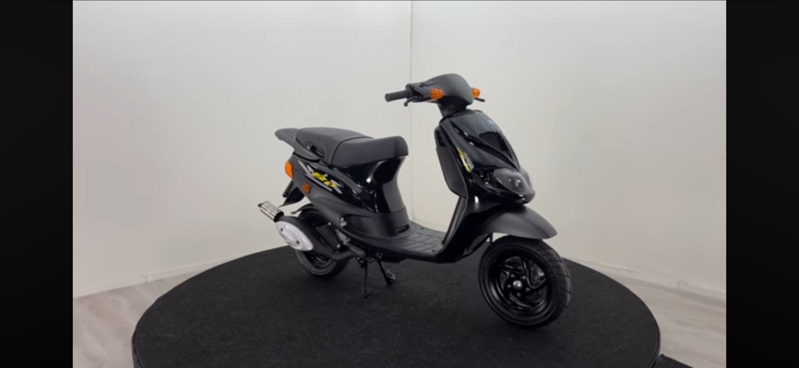 Gezocht: Piaggio Zip SP '98 in zeer nette staat, Ophalen, Zo goed als nieuw, Zip