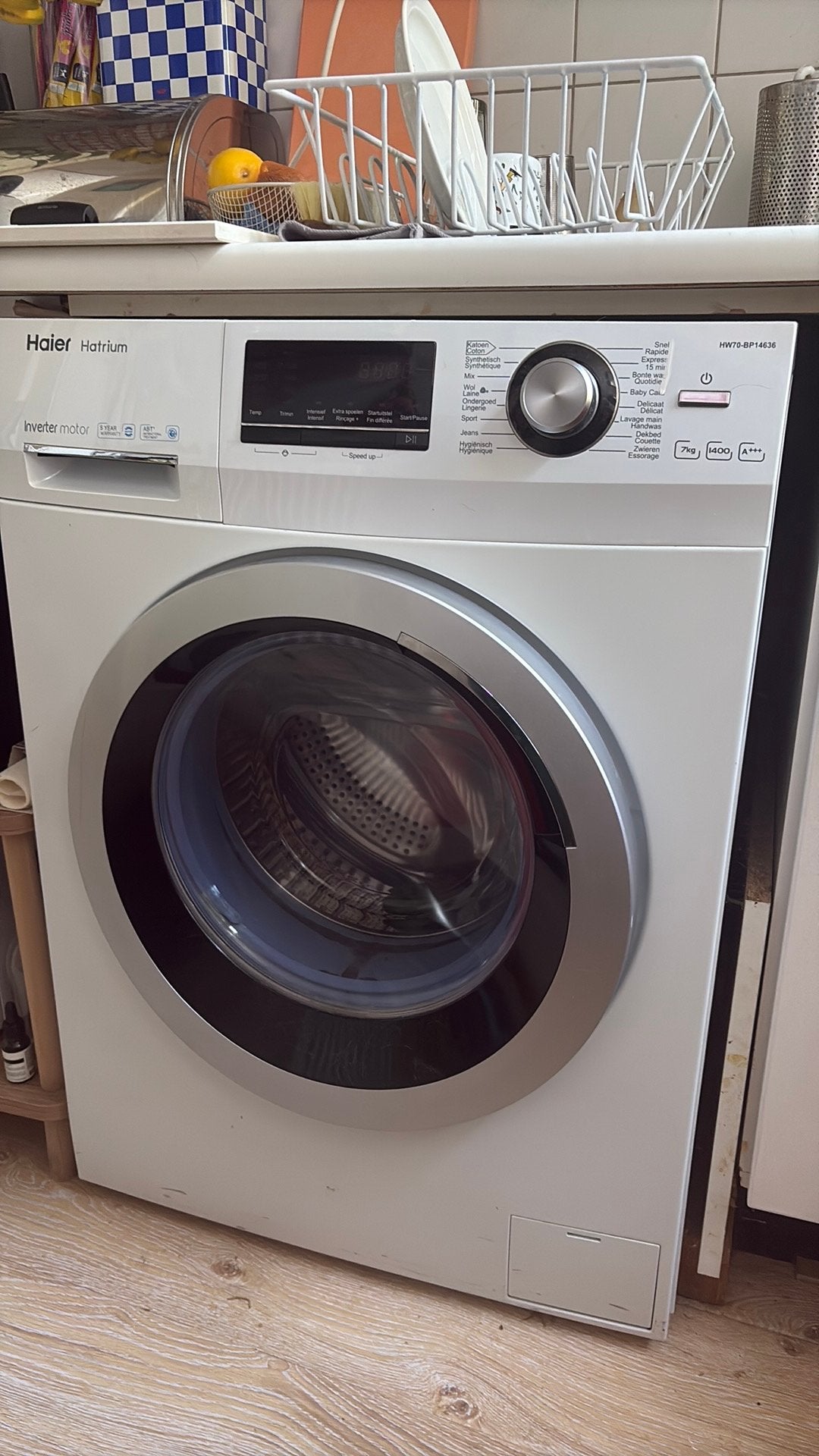Haier wasmachine, Ophalen, Zo goed als nieuw, 1200 tot 1600 toeren, 85 tot 90 cm
