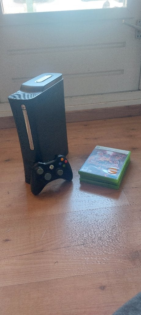 Xbox 360 - met 3 games en controller, Ophalen, 360 Elite of Super Elite, Met 1 controller, 120 GB