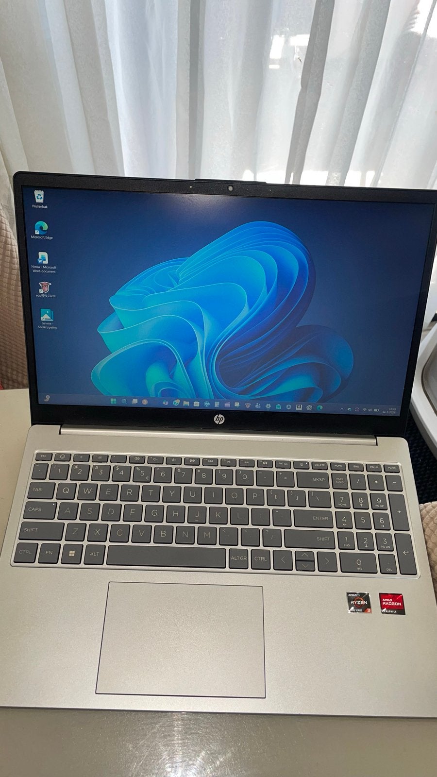 HP 15-FC0806ND Laptop - Zo goed als nieuw, Ophalen, 2 tot 3 Ghz, Zo goed als nieuw, 15 inch
