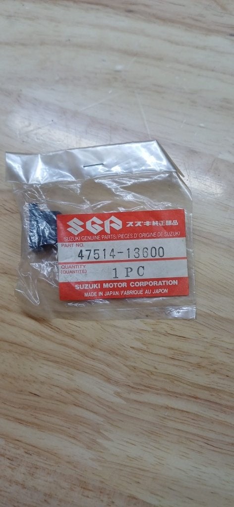 39. Suzuki-rubberen cushion 47514-13600, Ophalen of Verzenden