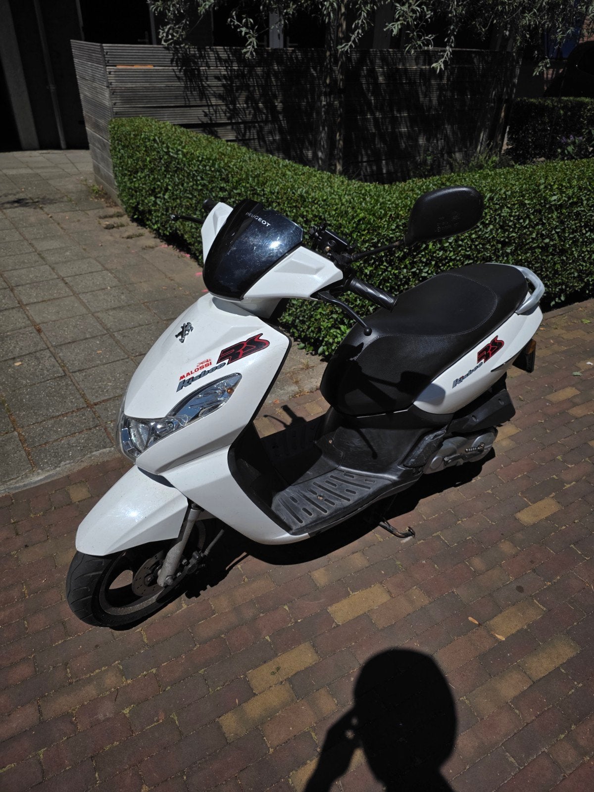 Peugeot kisbee, Fietsen en Brommers, Gebruikt, Overige modellen, Maximaal 45 km/u, Ophalen of Verzenden