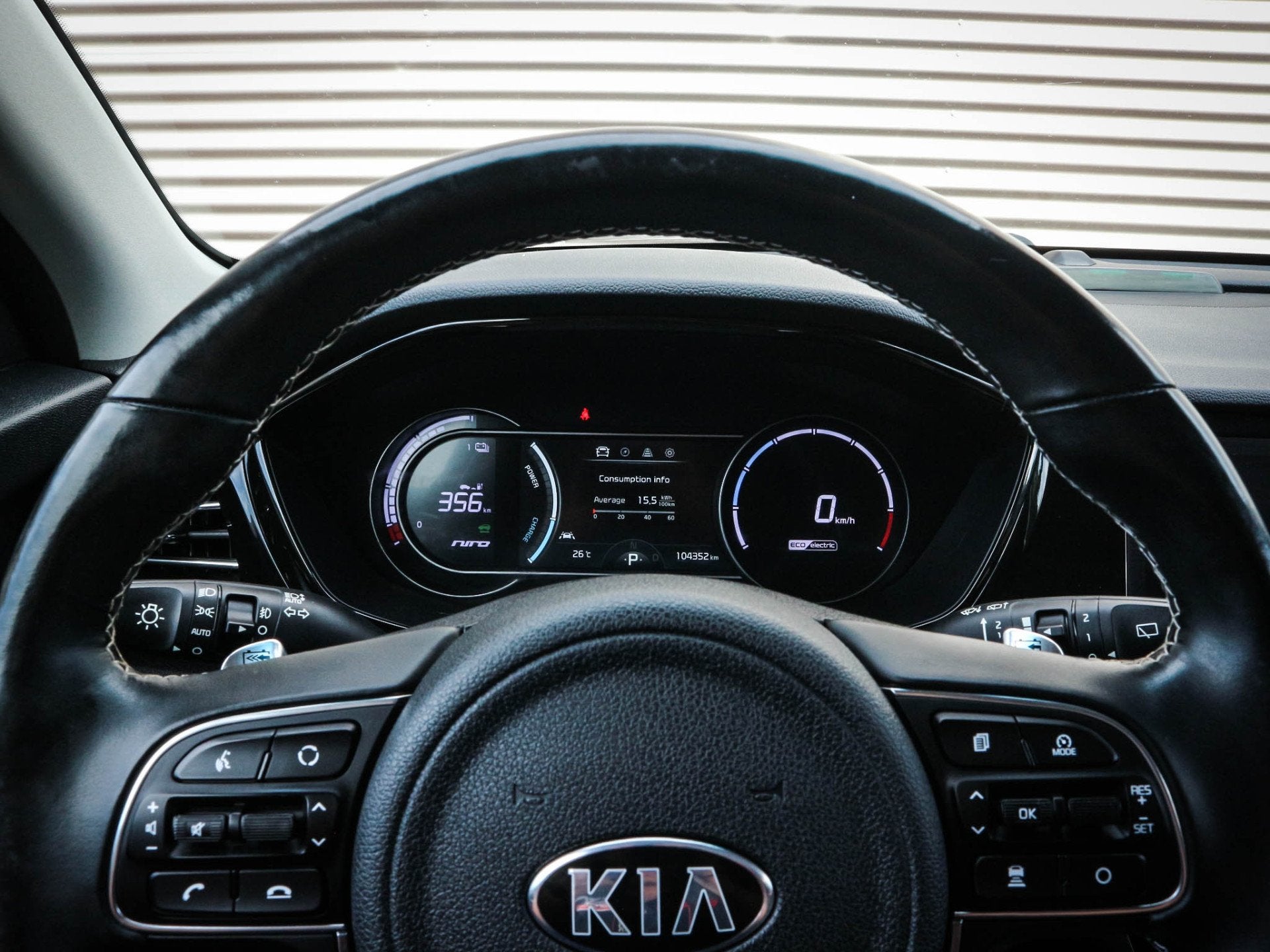 Kia e-Niro DynamicPlusLine 64 kWh Clima | Cruise | Navi | Pd, Auto's, Gebruikt, Zwart, 1712 kg, Leder en Stof