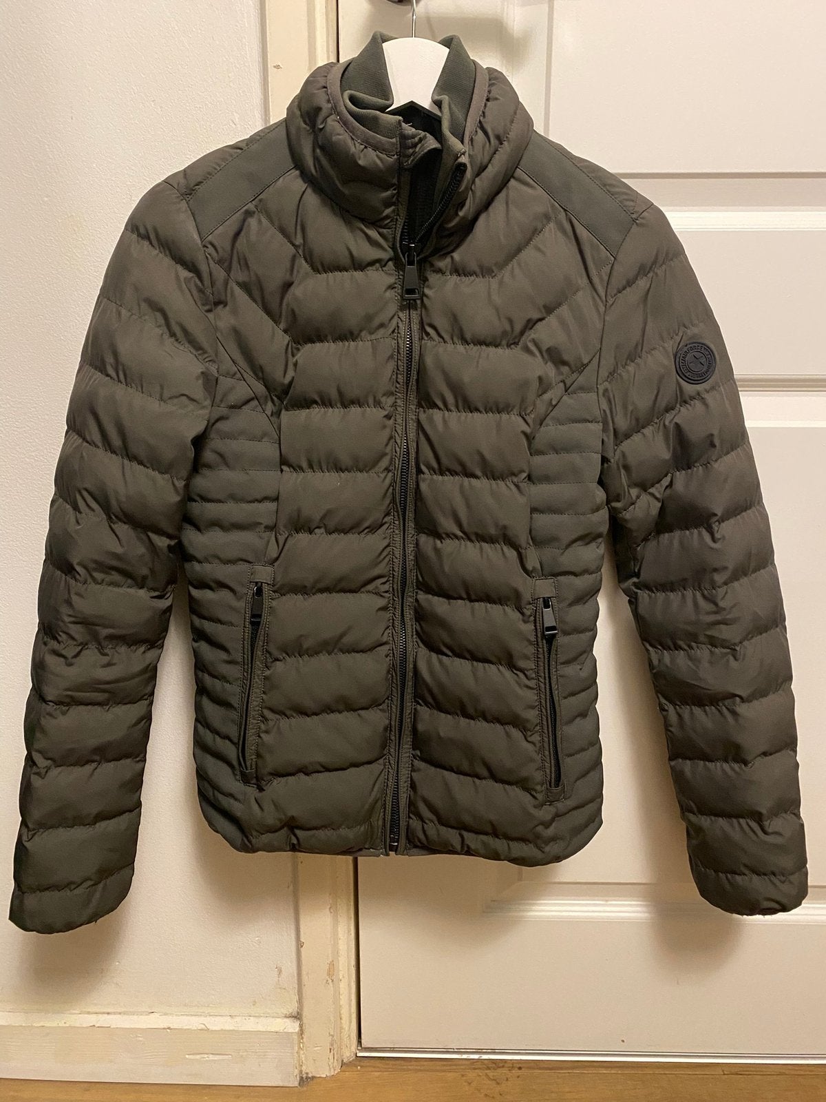 Hele nette jas airforce xs dames goede staat, Kleding | Dames, Verzenden, Zo goed als nieuw, Maat 34 (XS) of kleiner, Zwart