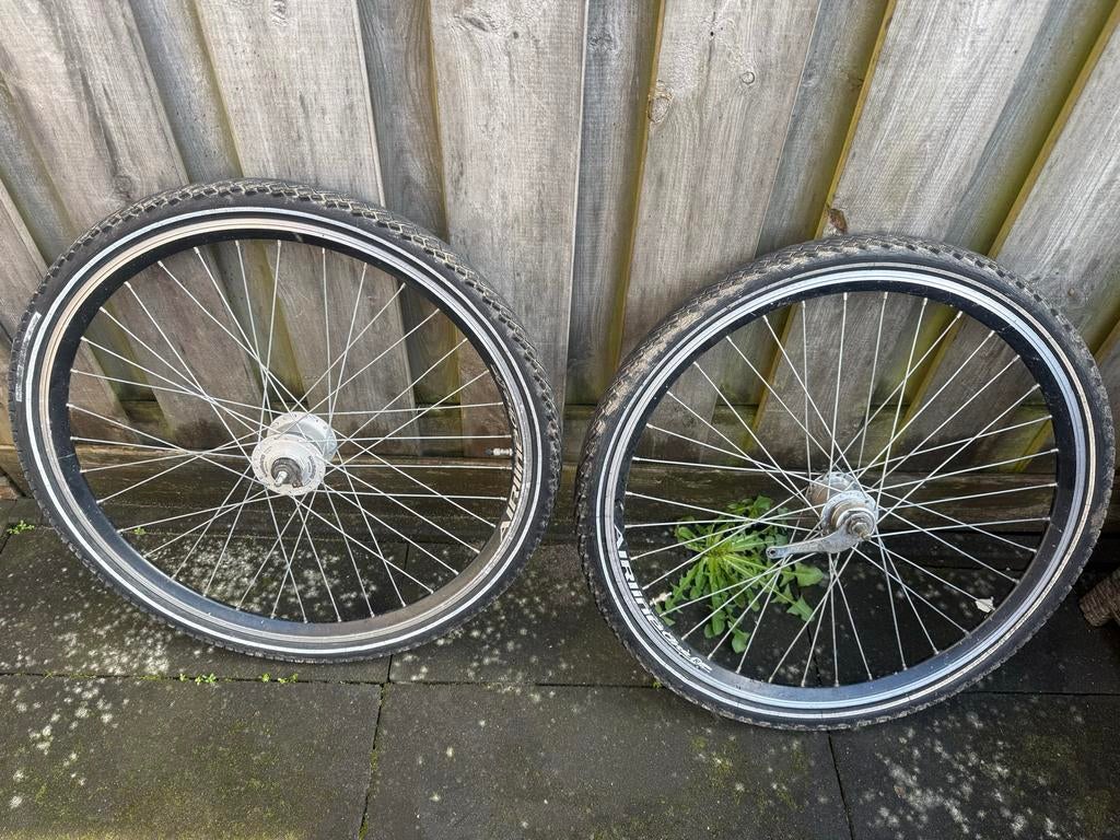 26 inch voor- en achterwiel met naafdynamo en 3 versn., Fietsen en Brommers, Fietsonderdelen, Gebruikt, Wiel, Stadsfiets, Ophalen