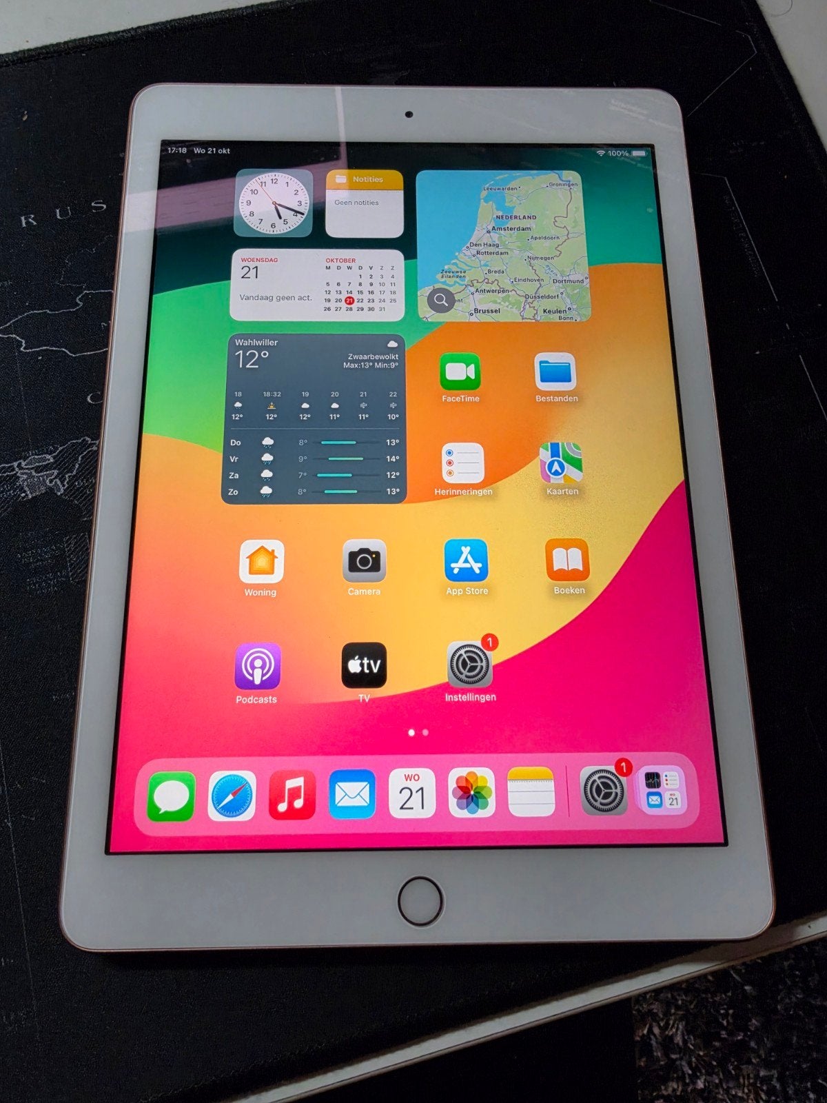 Apple iPad (6e generatie) 128 GB Goud met lader, Computers en Software, 9 inch, Apple iPad, Ophalen of Verzenden, Zo goed als nieuw