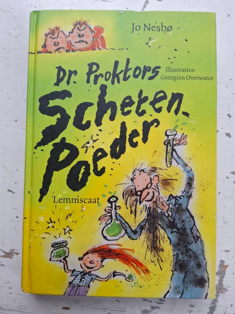 Dr. Proktors Schetenpoeder - Jo Nesbø (Kinderboek), Boeken, Kinderboeken | Jeugd | 10 tot 12 jaar, Ophalen of Verzenden, Gelezen
