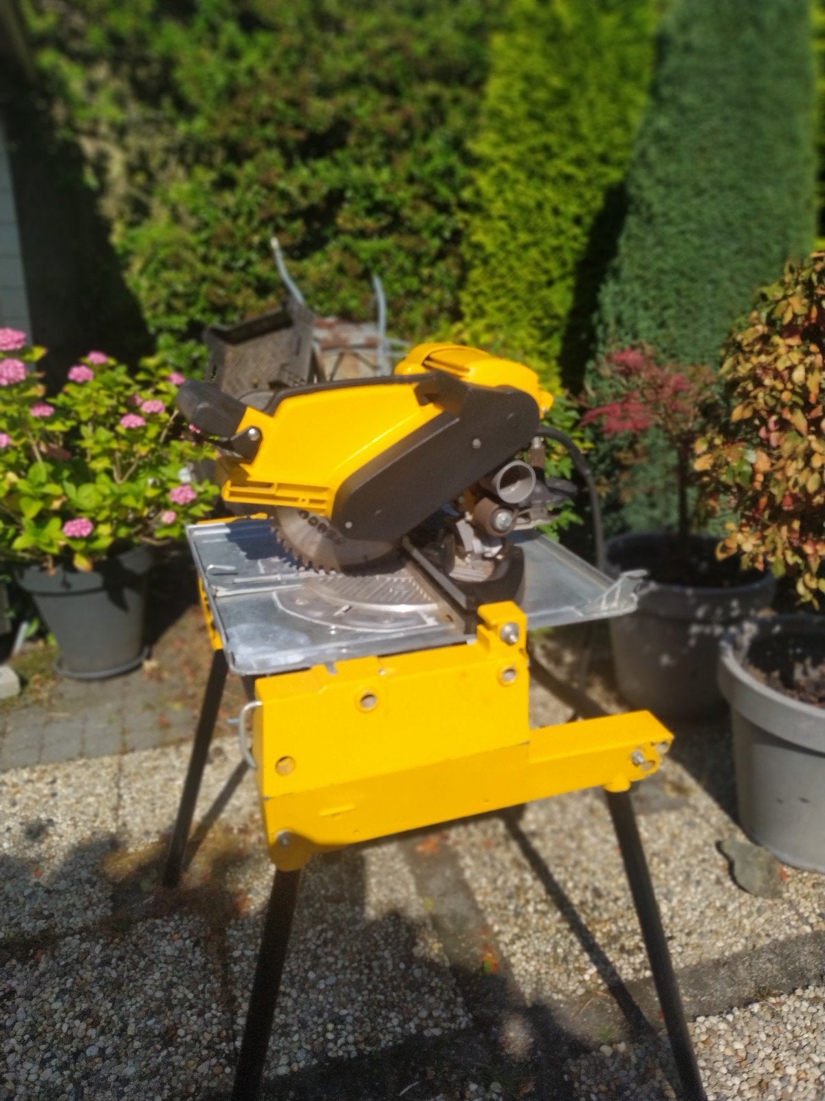 DeWalt, Doe-het-zelf en Verbouw, Gereedschap | Zaagmachines, 70 mm of meer, Ophalen of Verzenden, Zo goed als nieuw, Afkortzaag