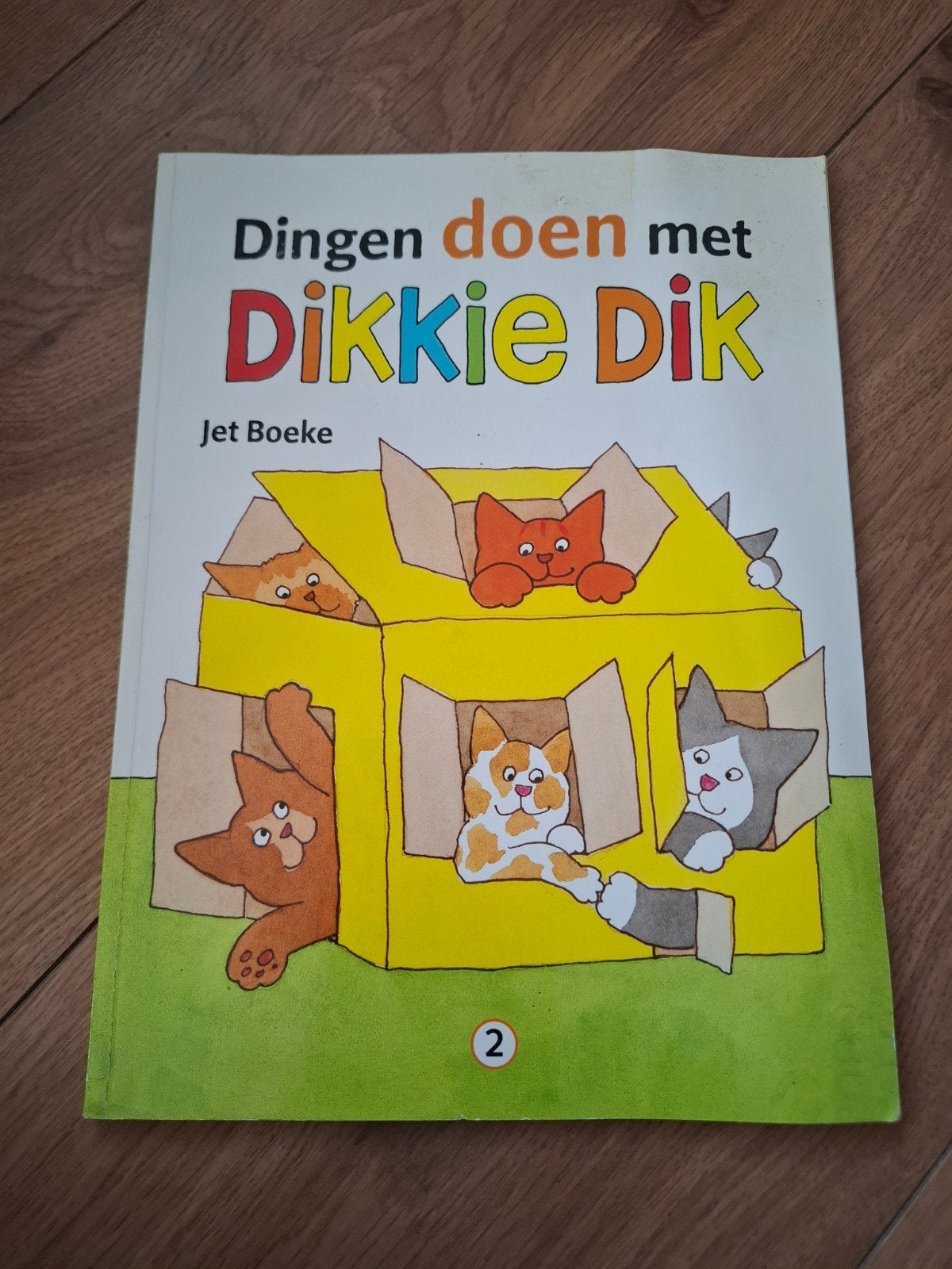 Dingen doen met Dikkie Dik - Jet Boeke #138., Ophalen of Verzenden, Gelezen, Fictie algemeen