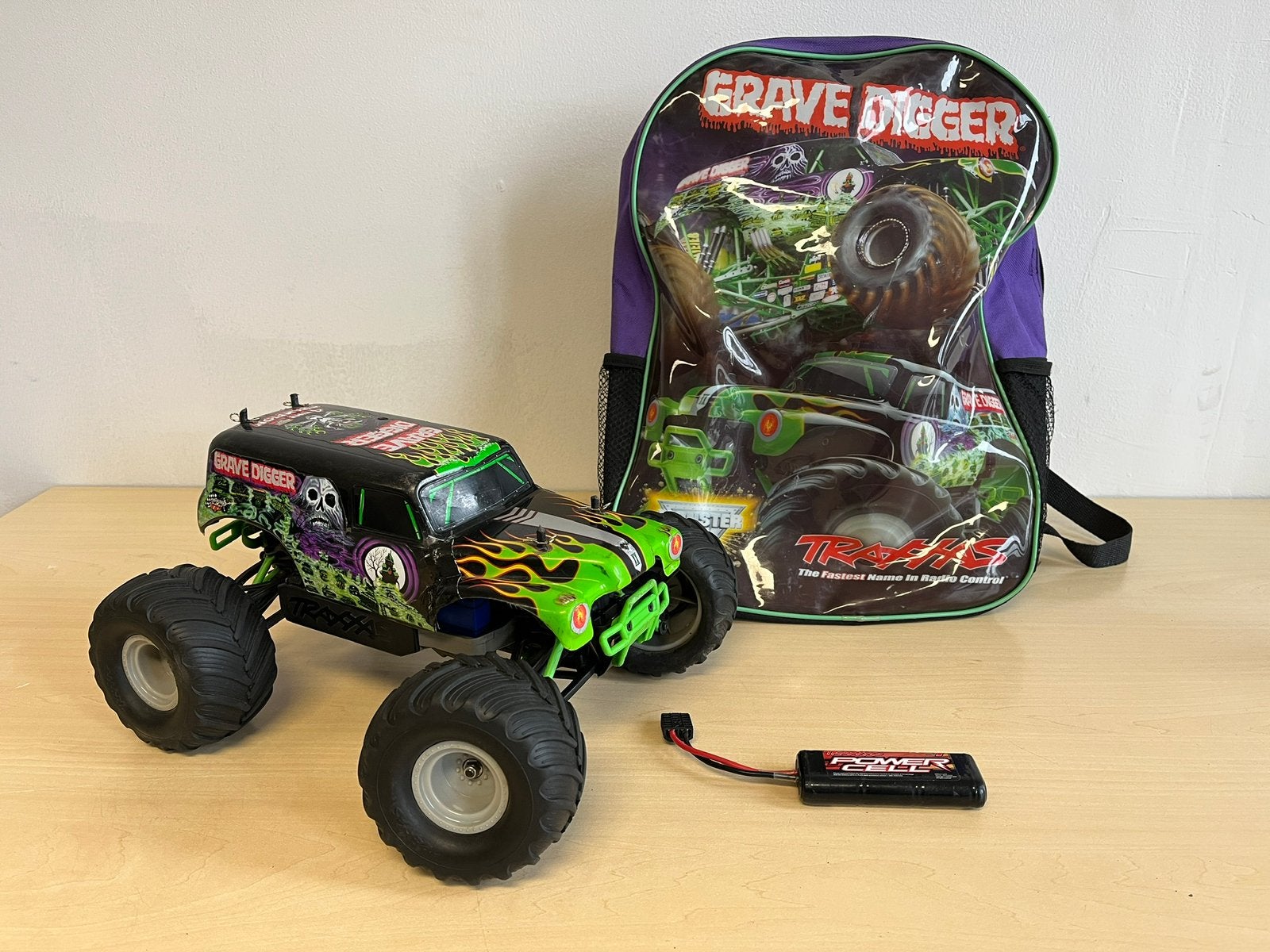 Traxxas Monster Jam Gravedigger 1/16 4x4 RC truck ROLLER, Elektro, Gebruikt, Auto offroad, Ophalen of Verzenden