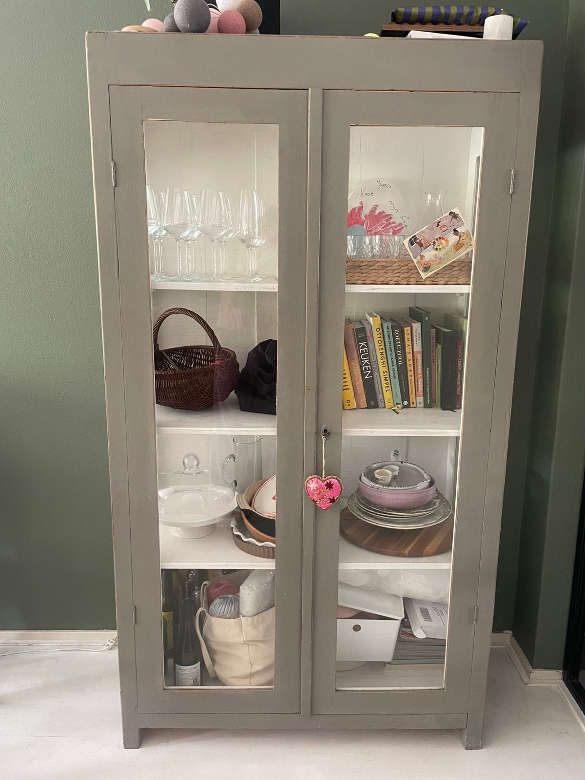 Brocante vitrine kast, Ophalen of Verzenden