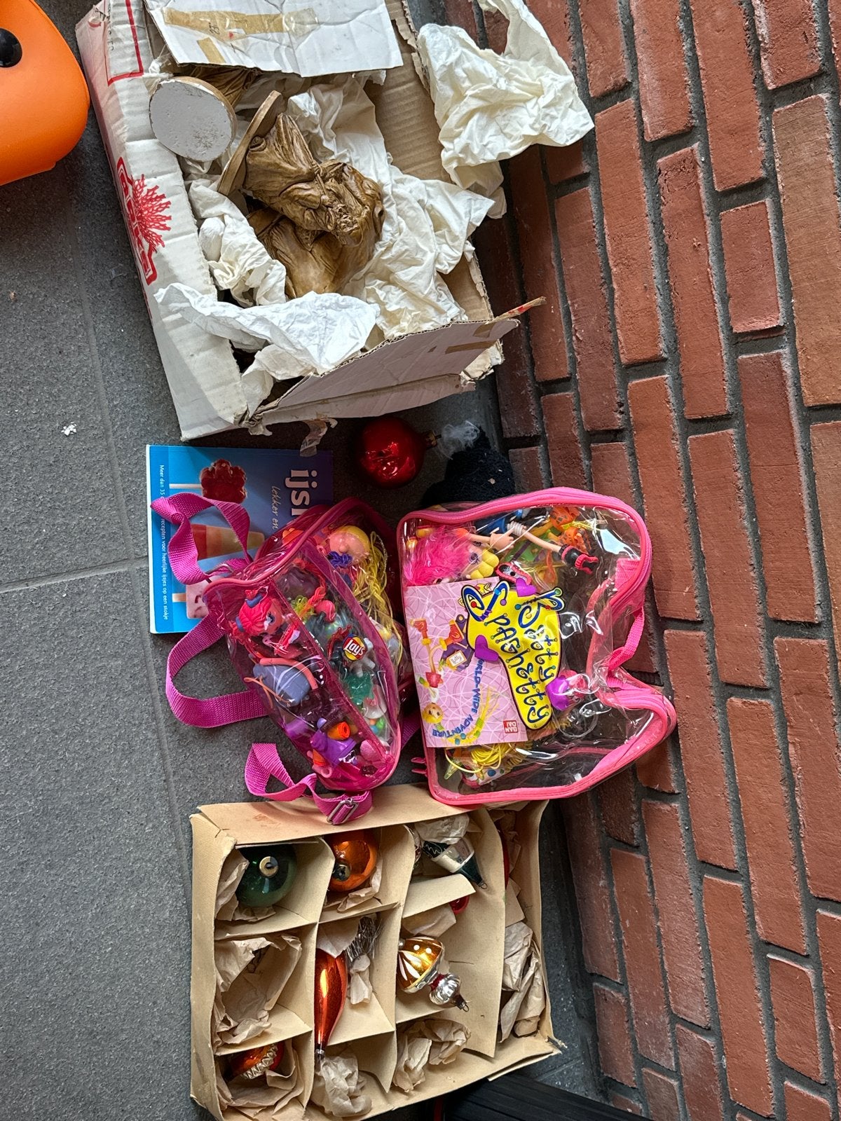Gratis op te halen Nimbustoren entree Nijmegen betty spaghet, Diversen, Kerst, Ophalen