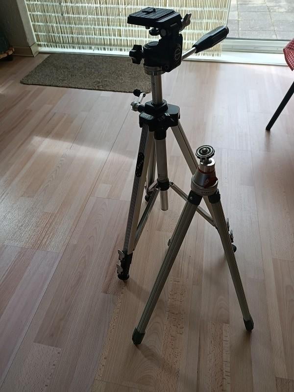 (263) Foto statieven Billora en Stitz samen als 1 koop, Verzenden, Zo goed als nieuw, Minder dan 150 cm, Driepoot
