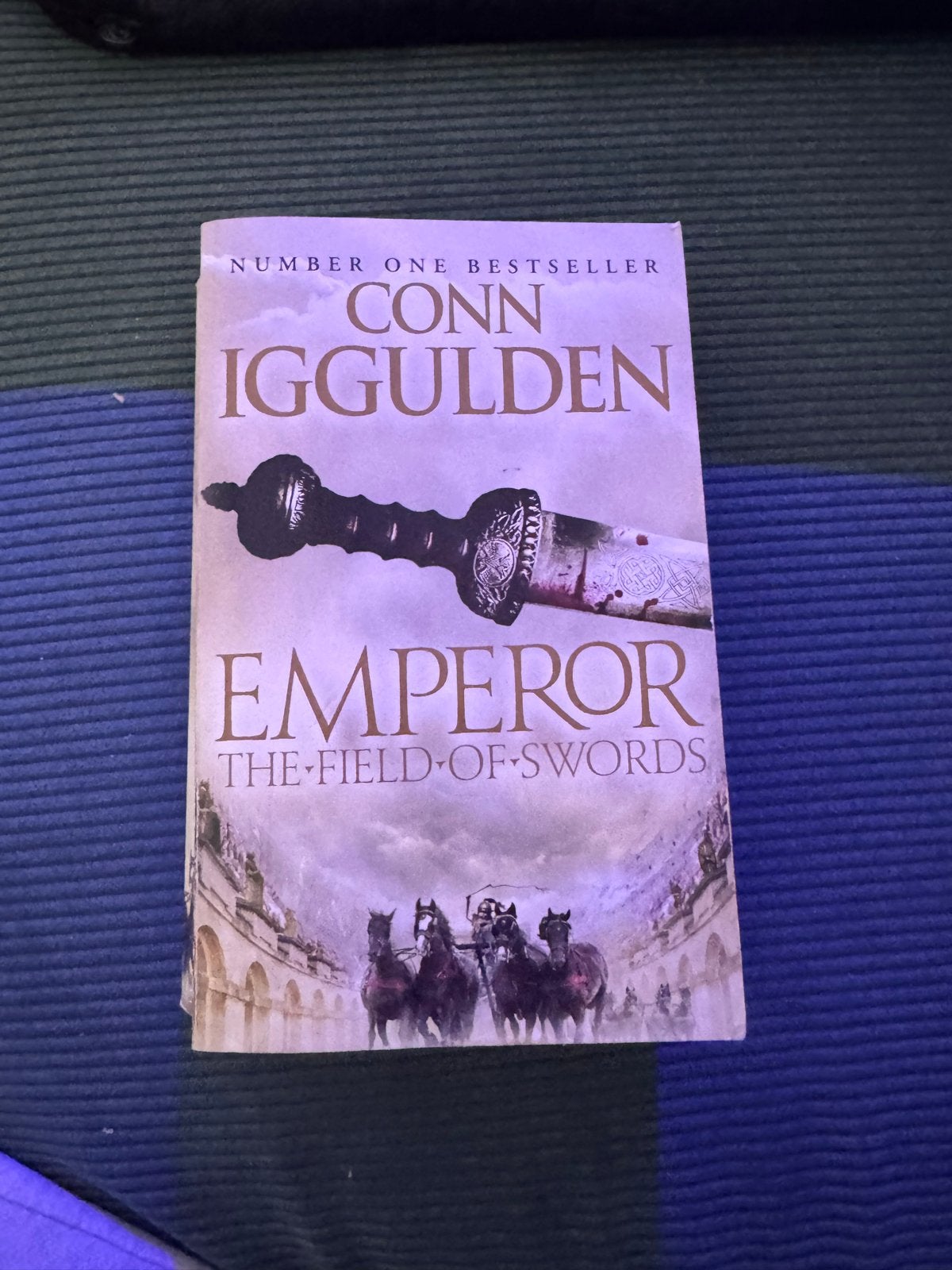 Emperor: The Field of Swords - Conn Iggulden, Ophalen of Verzenden, Gelezen, Europa overig