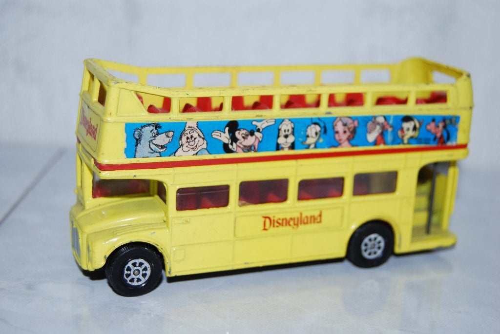 Corgi London Transport Routemaster Disneyland, Ophalen of Verzenden, Gebruikt, Bus of Vrachtwagen, Corgi
