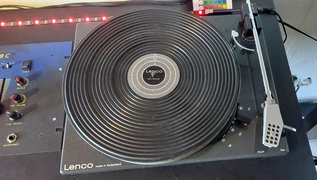Foto 4 van DJ set met 2 X Lenco B52