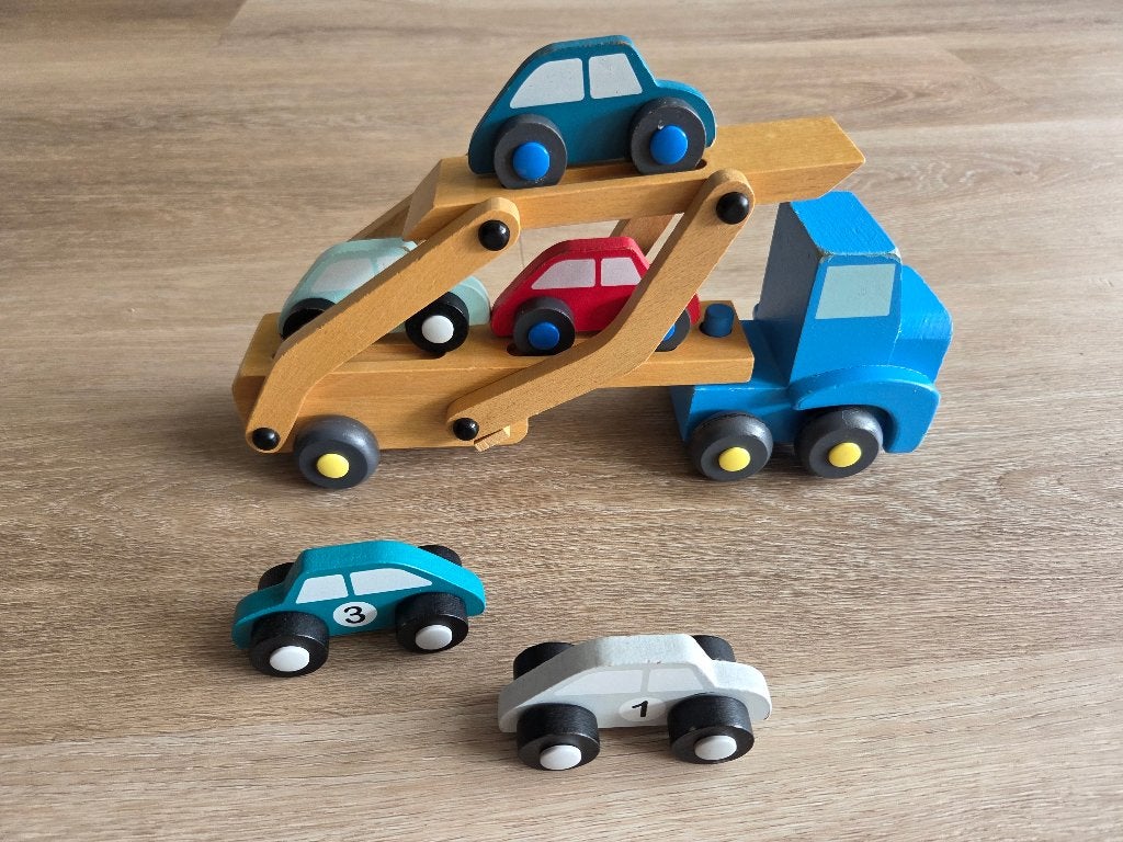 houten oplegger met 5 houten speelgoed autootjes, Ophalen, Gebruikt