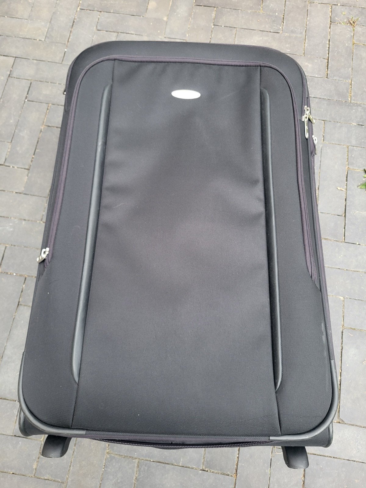 Samsonite suitcase, Ophalen