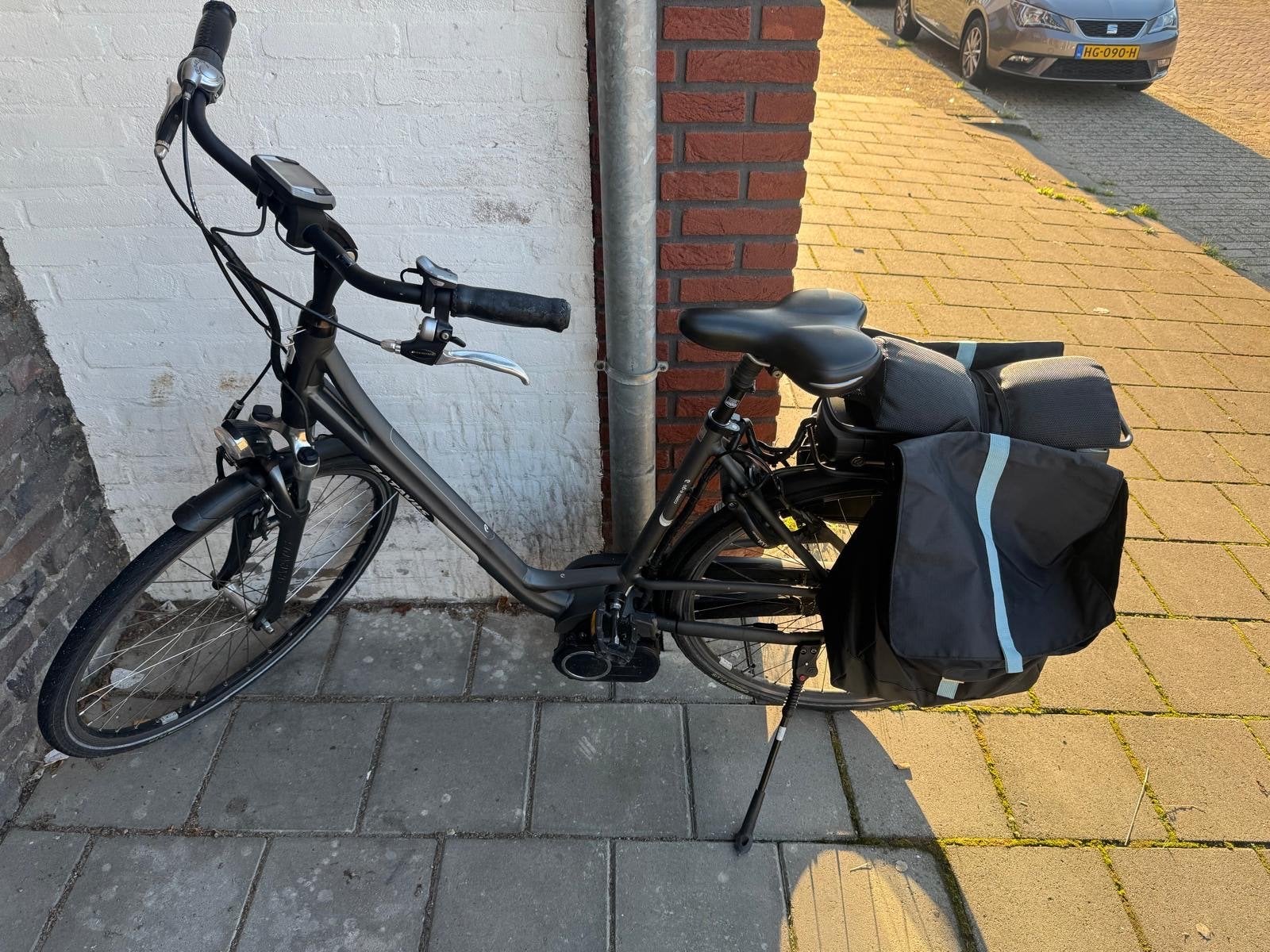 Batavus Milano E-go elektrische damesfiets - Bosch systeem, Fietsen en Brommers, Ophalen, Gebruikt, 50 km per accu of meer, Batavus