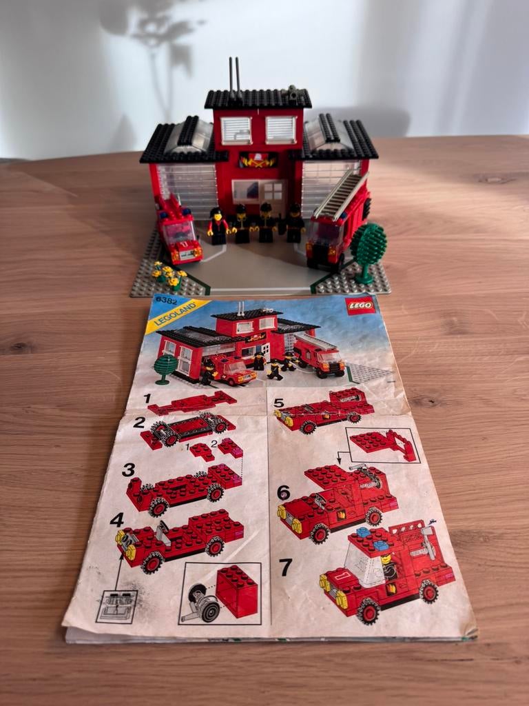 LEGO set 6382 Fire Station, Kinderen en Baby's, Speelgoed | Duplo en Lego, Compleet, Lego, Ophalen of Verzenden, Zo goed als nieuw