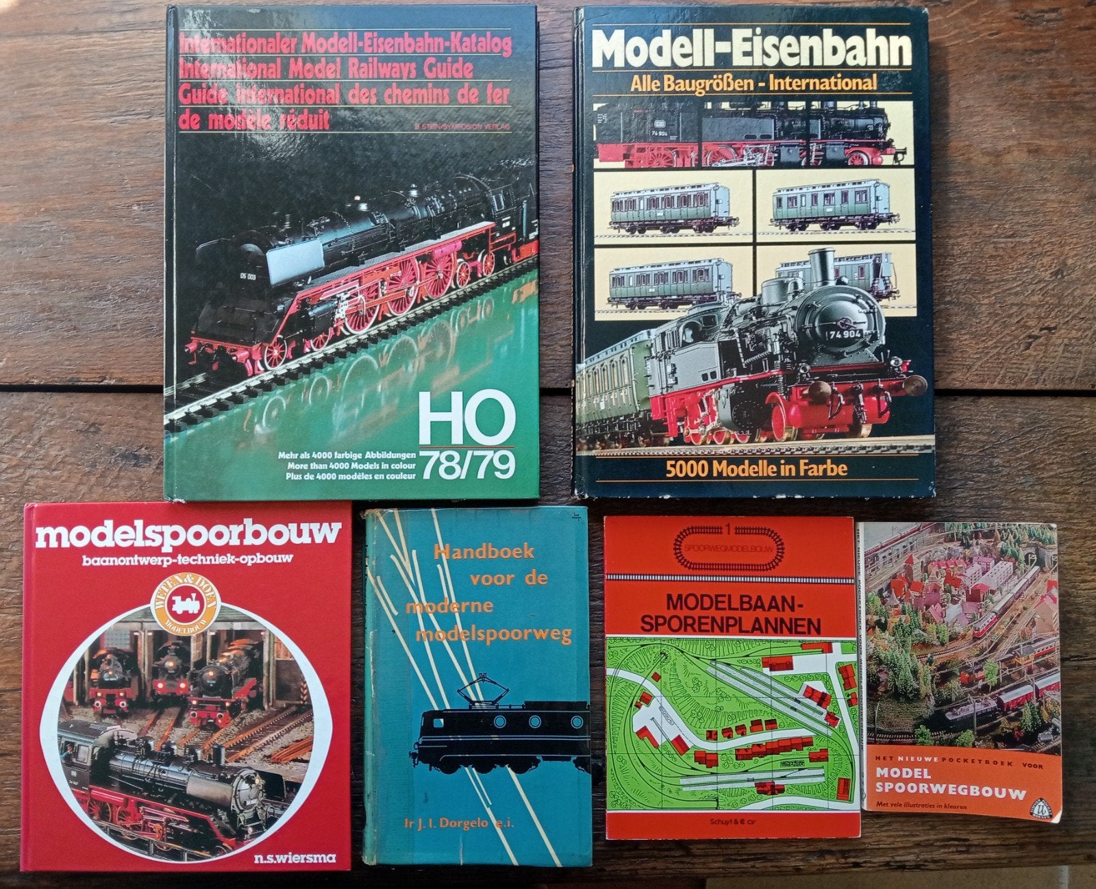 Mooie boeken modeltreinen, oa internationaler Katalog 78/79., Ophalen of Verzenden, Boek, Tijdschrift of Catalogus, Märklin