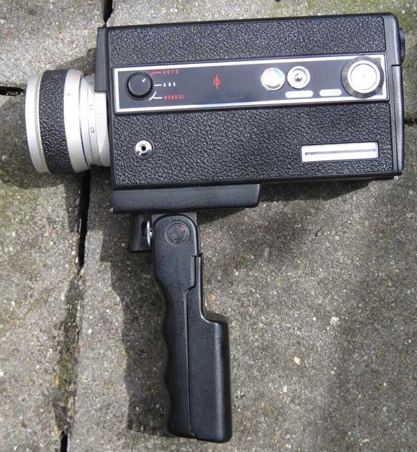 Universa zoom reflex 540 super 8 camera, Verzamelen, Ophalen of Verzenden, 1960 tot 1980, Filmcamera