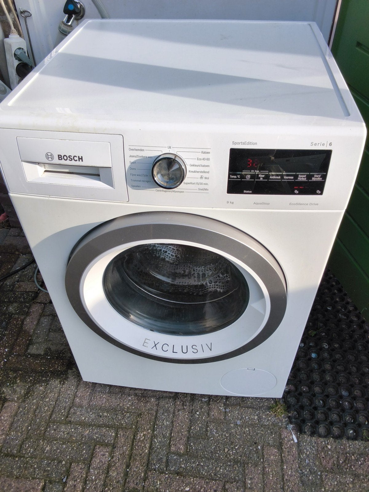 Bosch wasmachine 9 kilo 1400 toeren, 6 tot 8 kg, Ophalen, 1200 tot 1600 toeren, 85 tot 90 cm