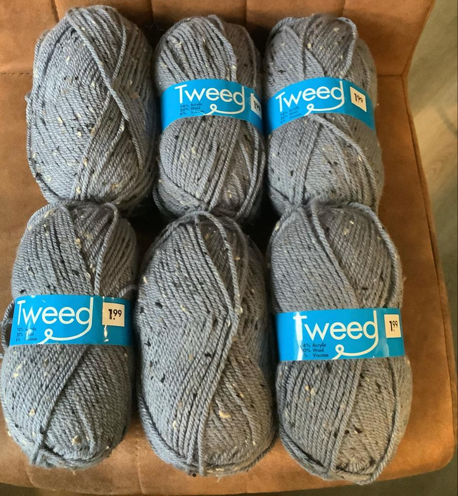 6 bollen Tweed garen - grijs - 74% Acryl, 20% Wol, Hobby en Vrije tijd, Breien en Haken, Ophalen of Verzenden, Zo goed als nieuw