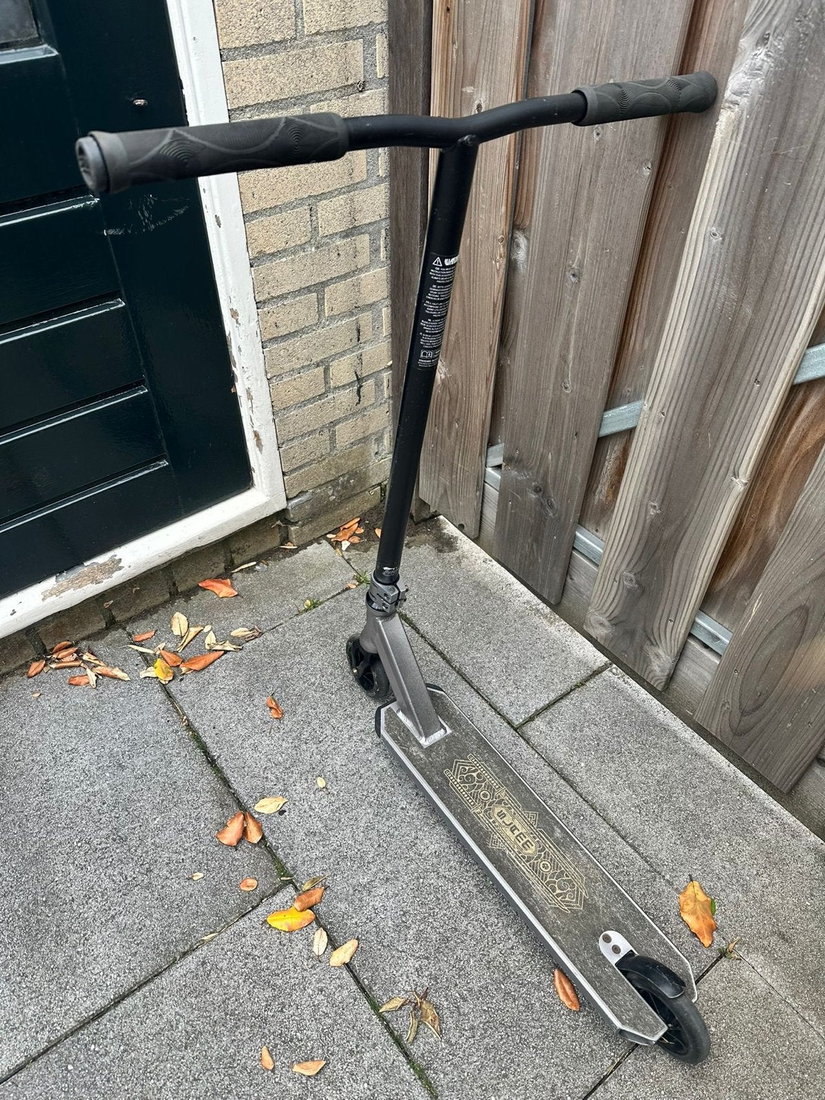 Stateside Skates Pro Stuntstep – Grijs/Zwart, Fietsen en Brommers, Steps, Ophalen, Gebruikt, Gewone step