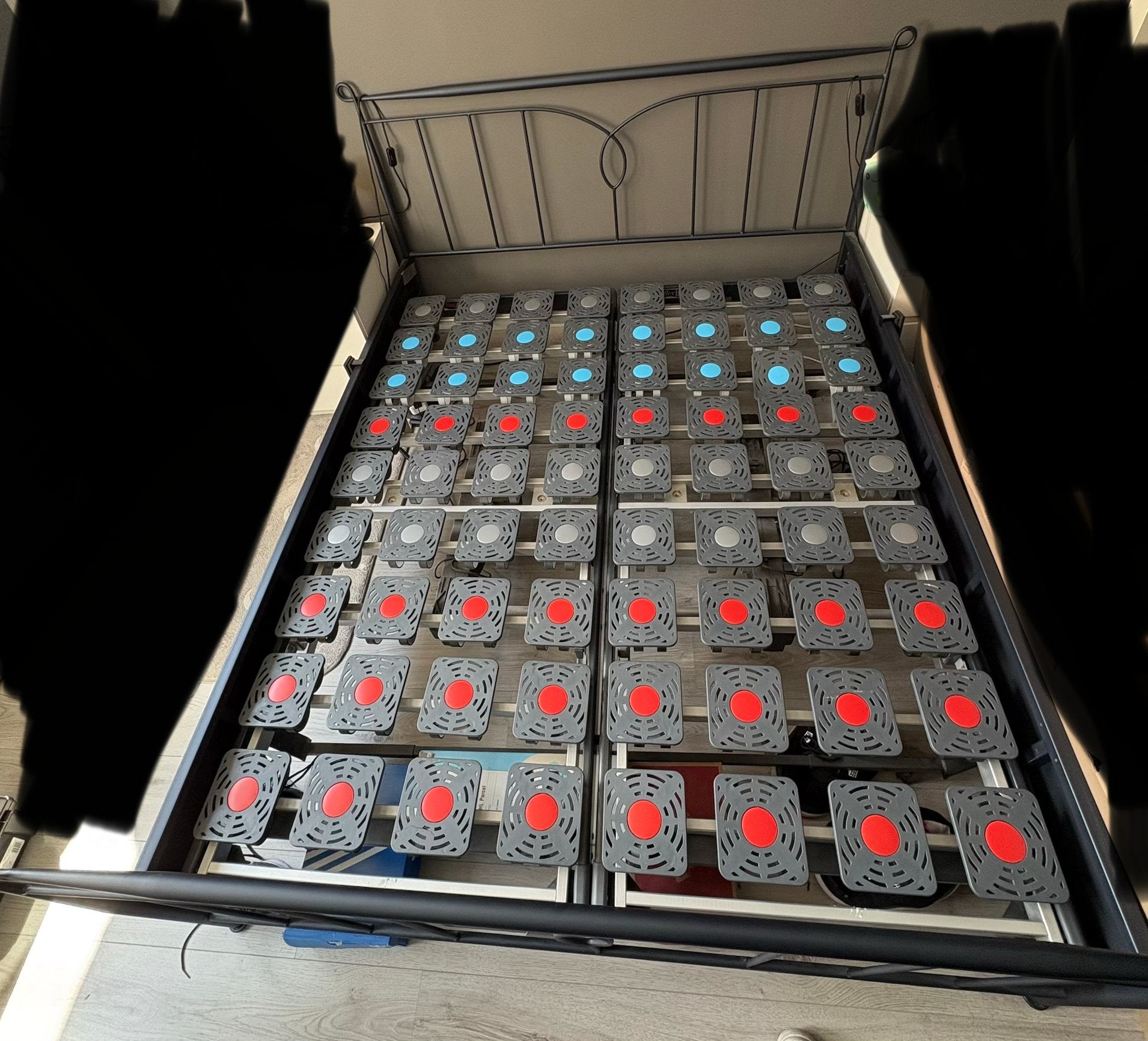 Elektrisch verstelbaar schotelbodem bed met ombouw, Zwart, Tweepersoons, Ophalen of Verzenden, 200 cm
