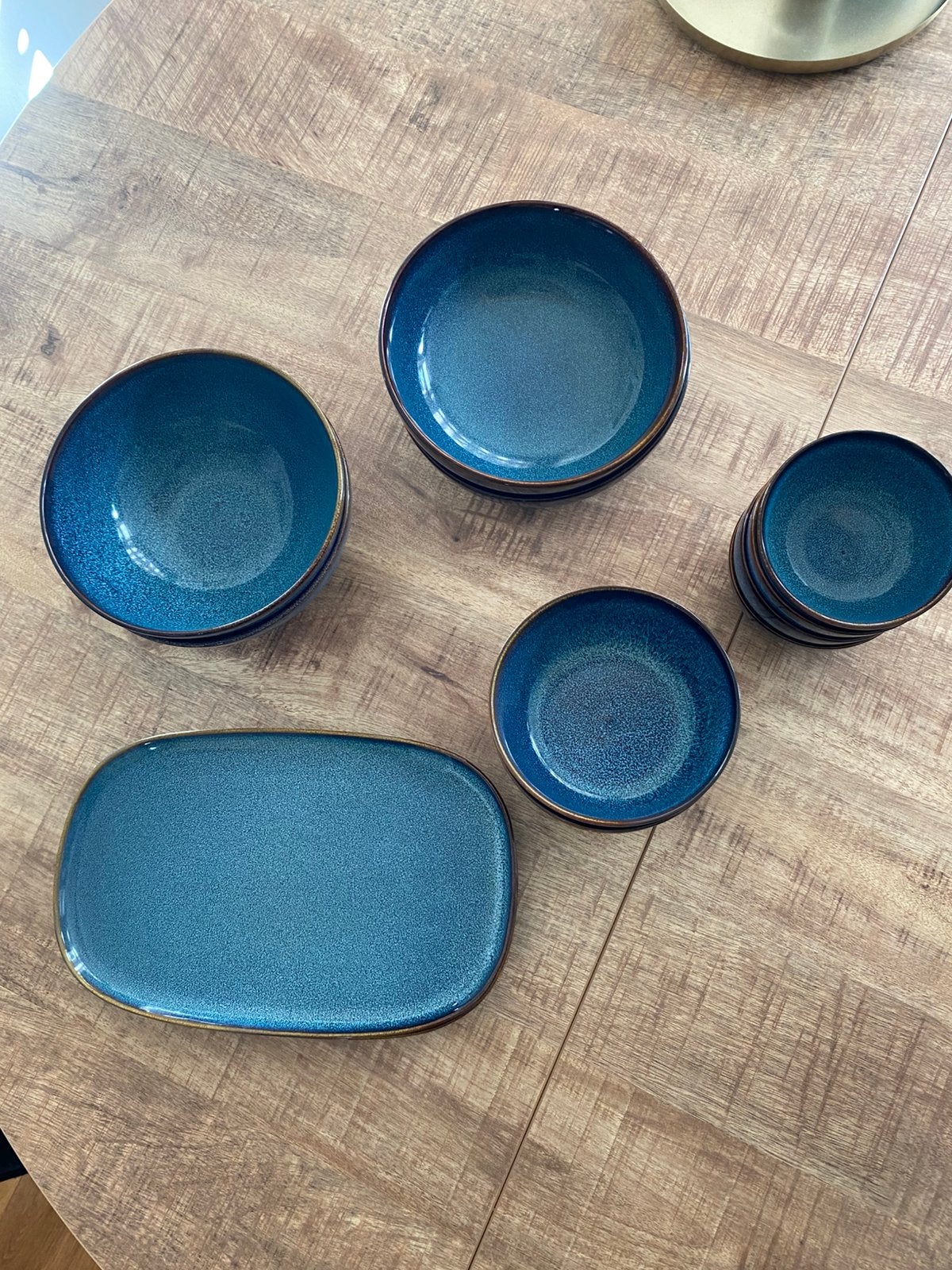 Servies Gladelig IKEA 14-delig (incl. 2 kommen Casa Vivante), Ophalen, Keramiek, IKEA, Zo goed als nieuw