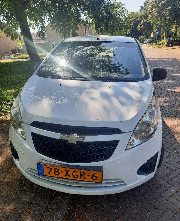 Chevrolet Spark 1.0 Bifuel 2012 Wit, Auto's, 15 km/l, 37 €/maand, 4 cilinders, Wit
