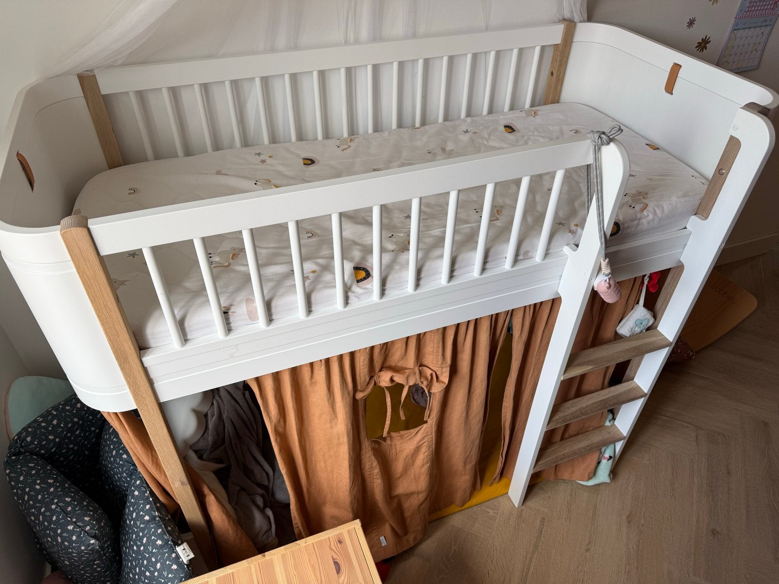 Oliver Furniture Wood Mini+ Low Loft Bed Wit/Eikenhout, Gebruikt, 70 tot 85 cm, Ophalen of Verzenden, Hoogslaper of Stapelbed