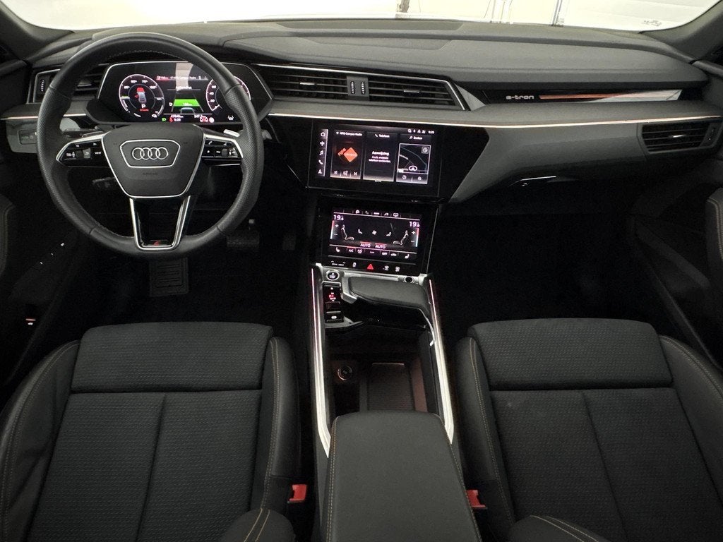 Audi e-tron Sportback 50 quattro S edition 71 kWh | BLACK ED, Auto's, Audi, 71 kWh, Leder en Stof, 360 min, Vierwielaandrijving