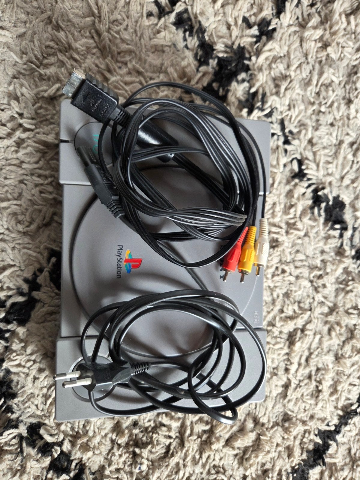 ps1 & ps2 evt met games, Spelcomputers en Games, Ophalen, Zo goed als nieuw, Met 1 controller, Met games