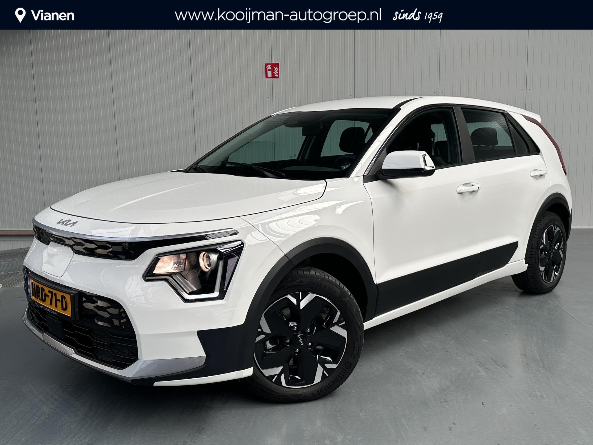 Kia Niro EV Light 64.8 kWh, Stof, Gebruikt, 750 kg, 1657 kg