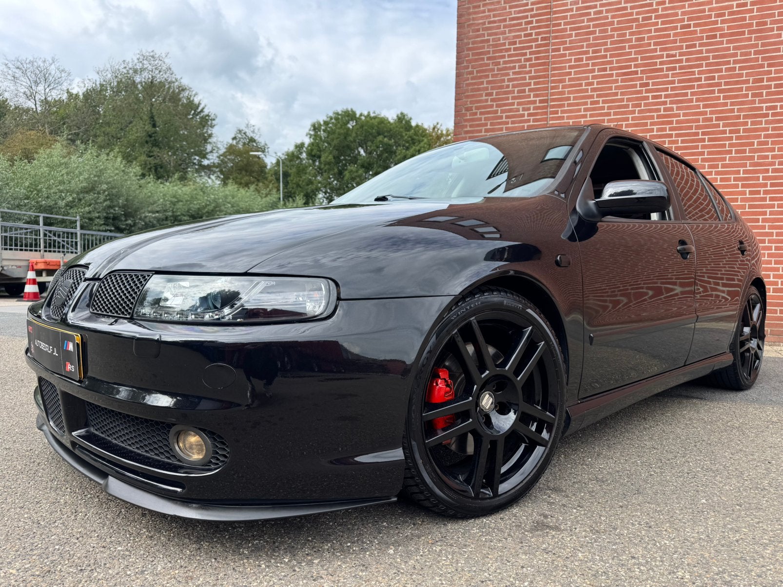 Seat Leon 1.8 20VT Topsport LEER/ 18" Cupra R/ 220 PK !, Auto's, Voorwielaandrijving, Zwart, 4 cilinders, 1264 kg