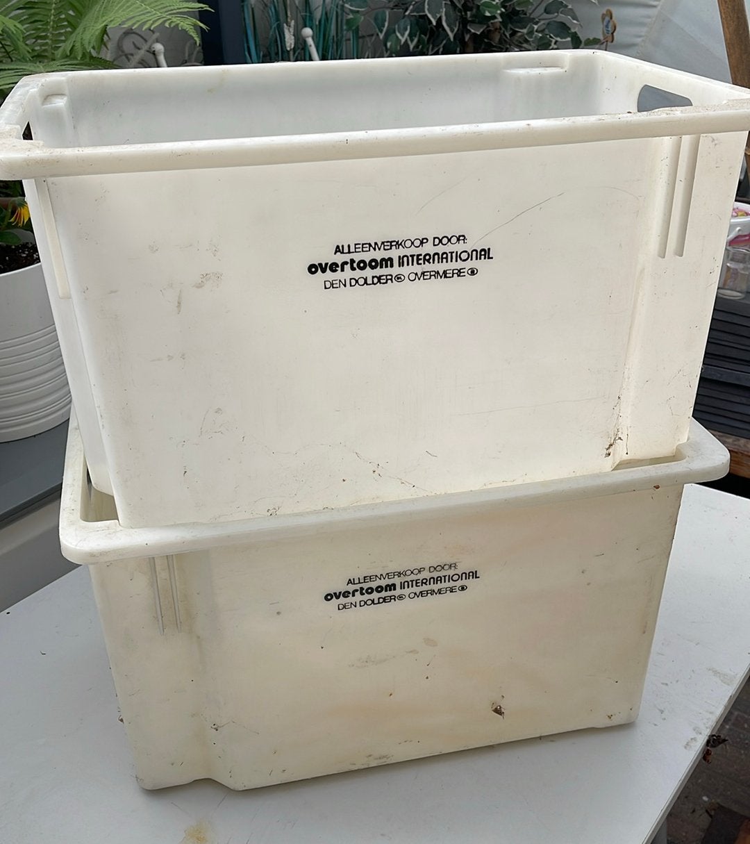 2 kunstof kratten 60x40x33 lxbxh, Ophalen, Gebruikt, 40 tot 60 cm, 50 tot 75 cm