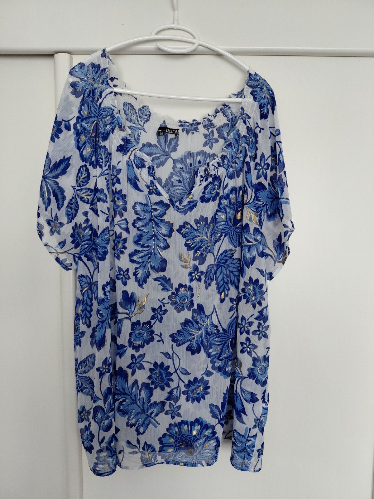 Norah blouse met bloemenprint - Maat 48, Blauw, Maat 46/48 (XL) of groter, Ophalen of Verzenden, Zo goed als nieuw