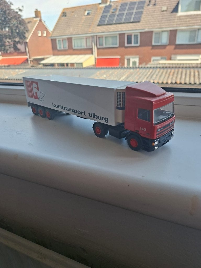 miniatuur vrachtwagens, 1:32 tot 1:50, Zo goed als nieuw, Truck, Ophalen