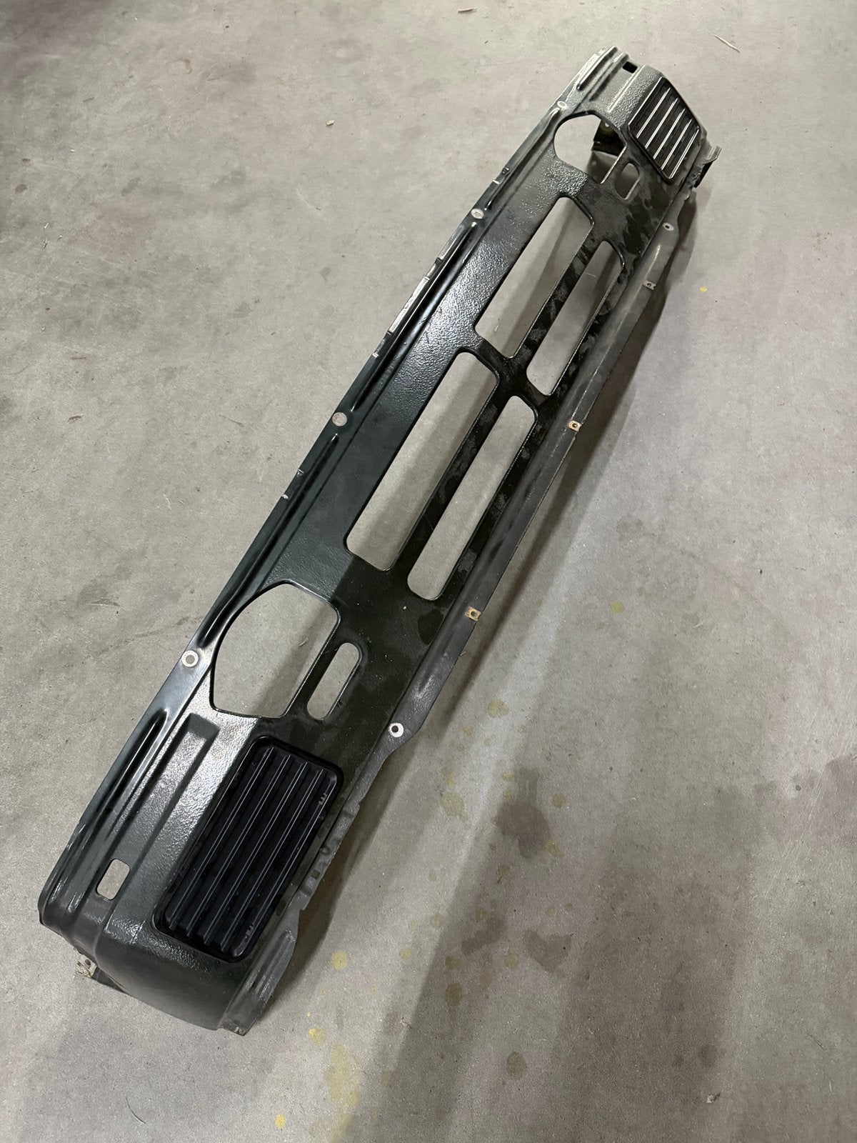 Originele Keienvanger BMW E30 type 1 vfl + onderlip, Auto-onderdelen, Ophalen of Verzenden, Voor, BMW, Bumper