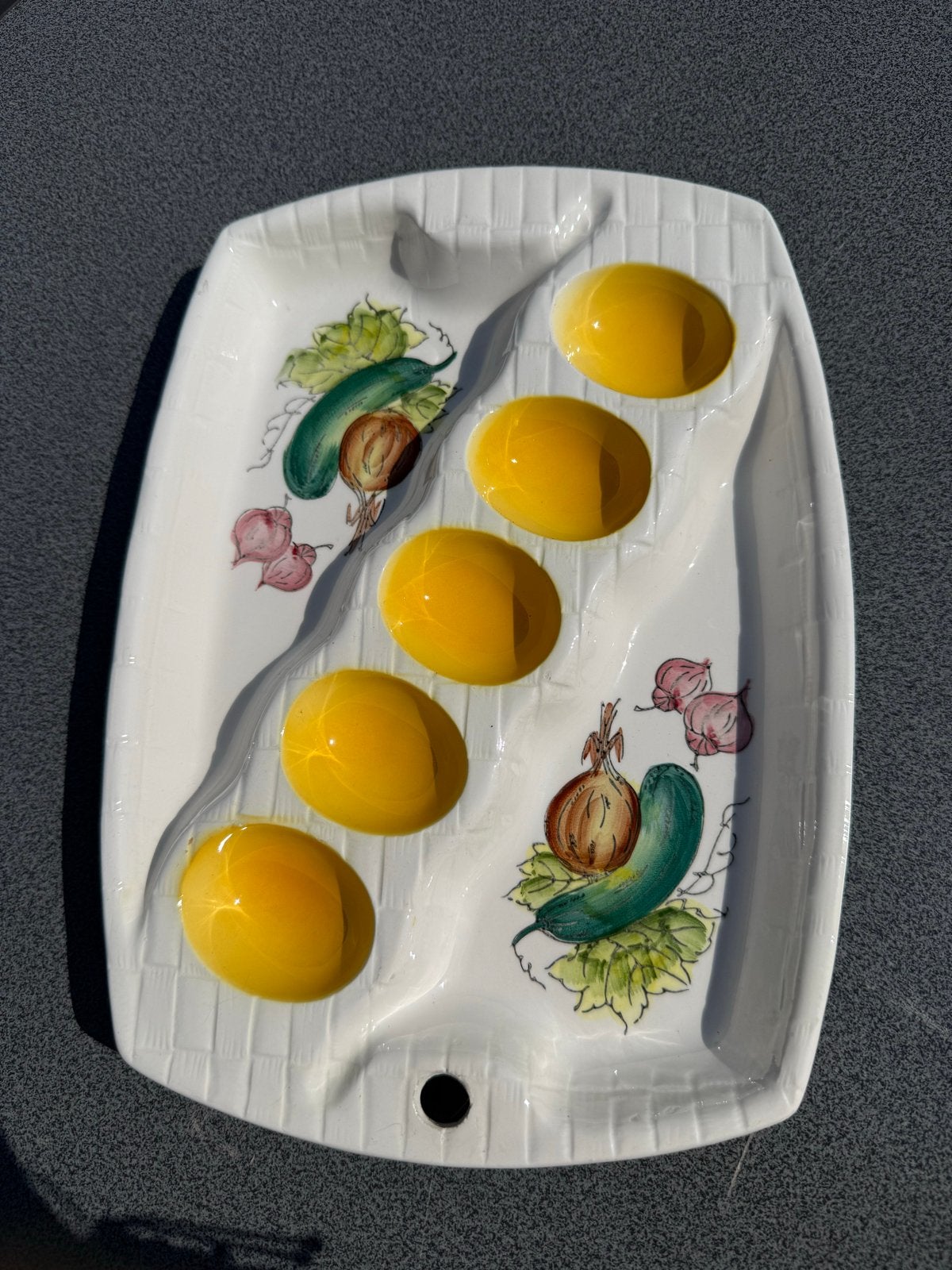 Eierschaal / Eierhouder met groentemotief, Huis en Inrichting, Keuken | Servies, Ophalen, Gebruikt, Keramiek, Vintage